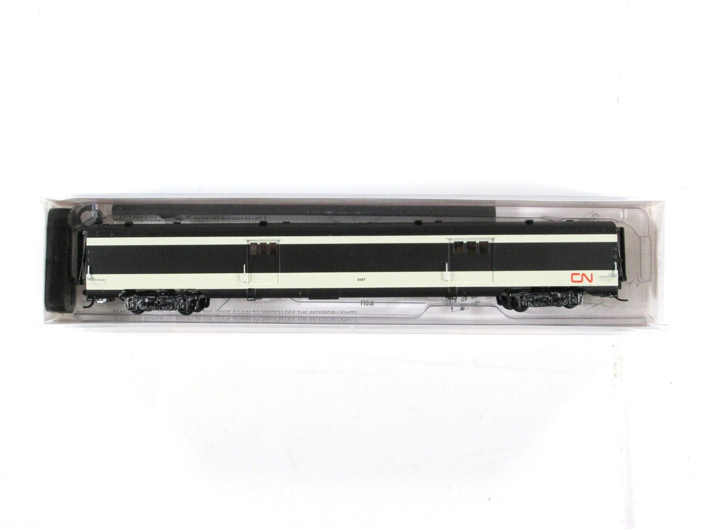 N Scale *CANADIAN NATIONAL* Lighted Baggage Car #9197 - Intermountain, Centralia