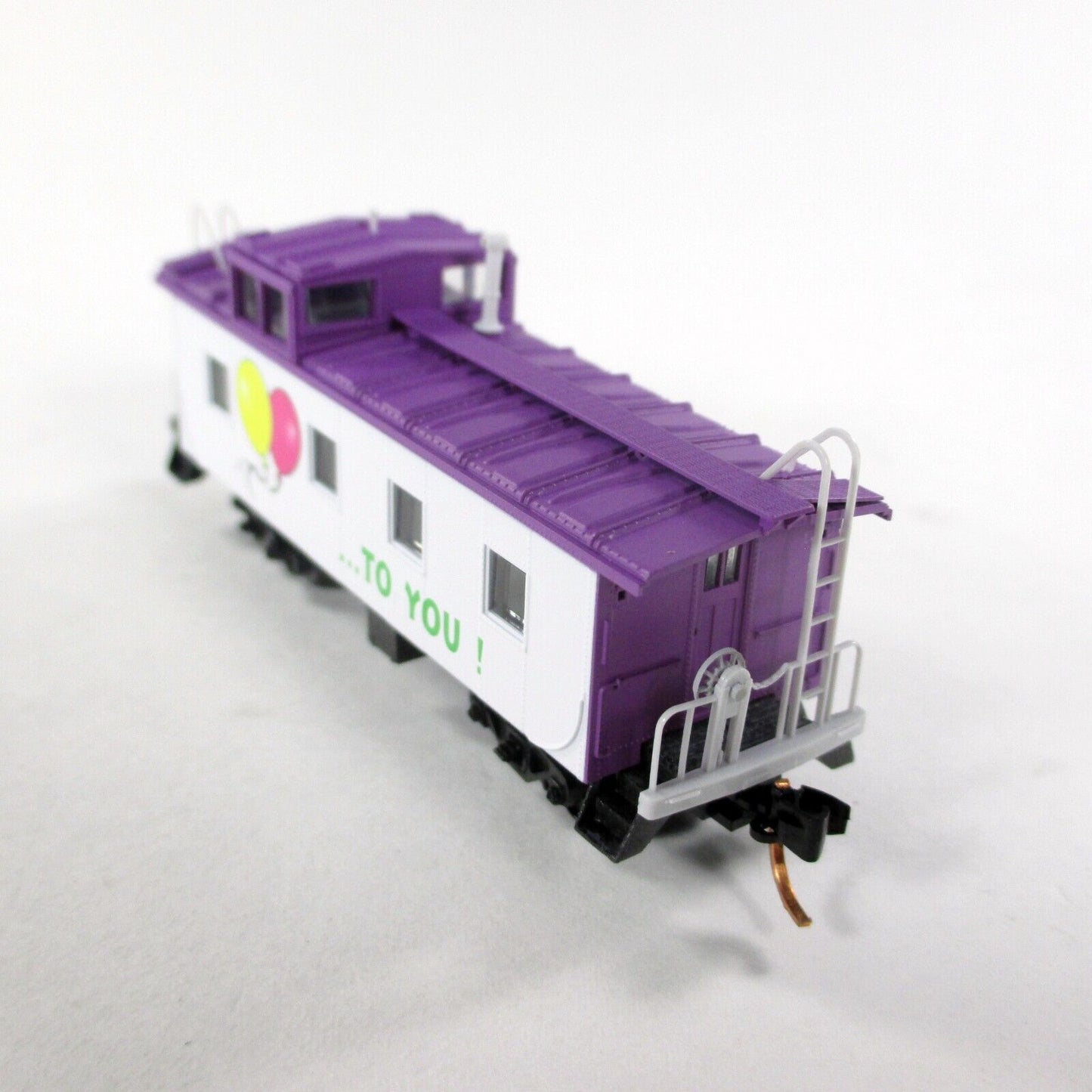 N Scale *HAPPY BIRTHDAY TO YOU* 36' Caboose w/ Glitter - Micro Trains 10000270