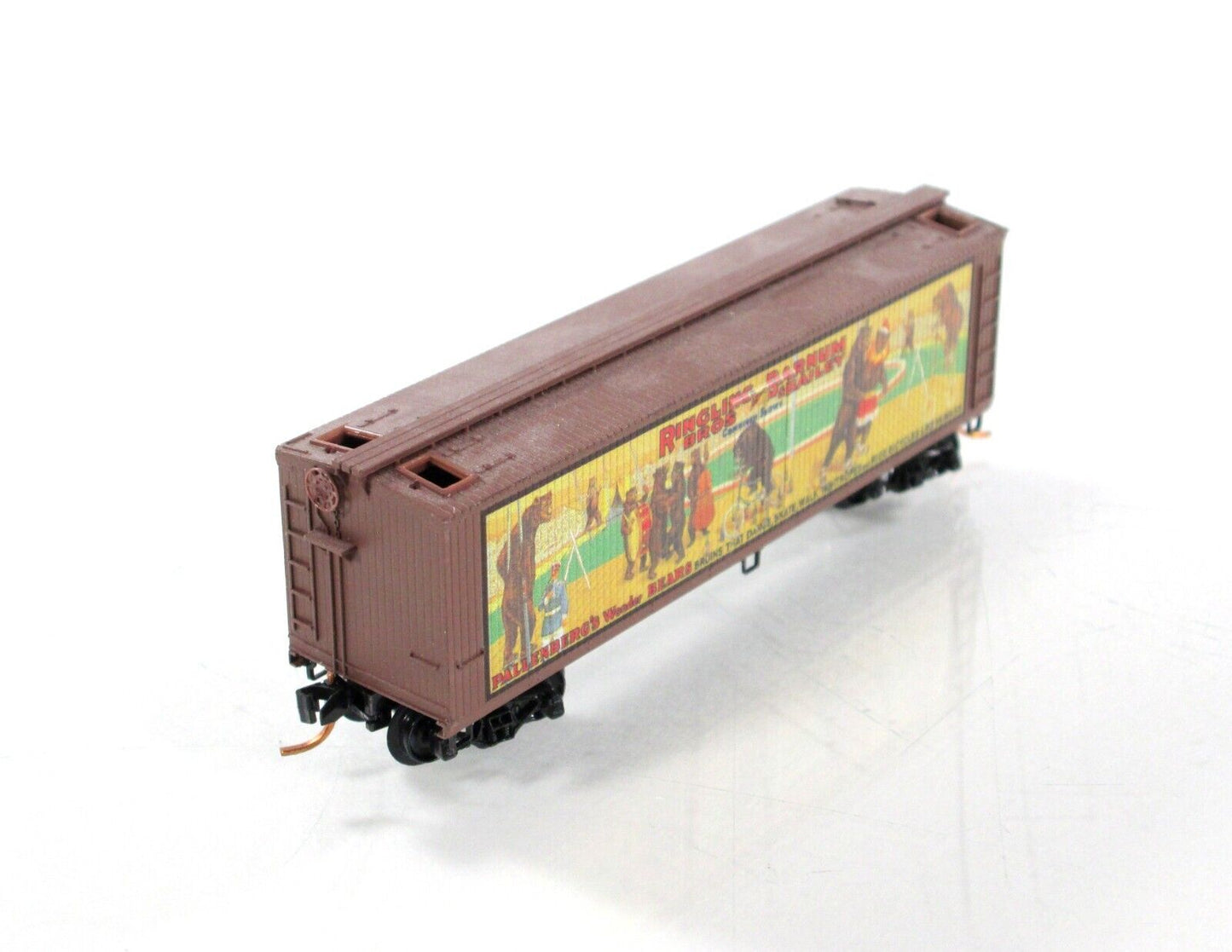 N Scale ***RINGLING CIRCUS*** Billboard Car #5 Box Car --- Micro Trains 04700405