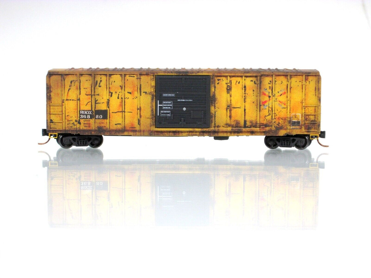 N Scale **RAILBOX GRAFFITI** Box Car #36880 - Micro Trains NSE MTL 16-36 *RARE*