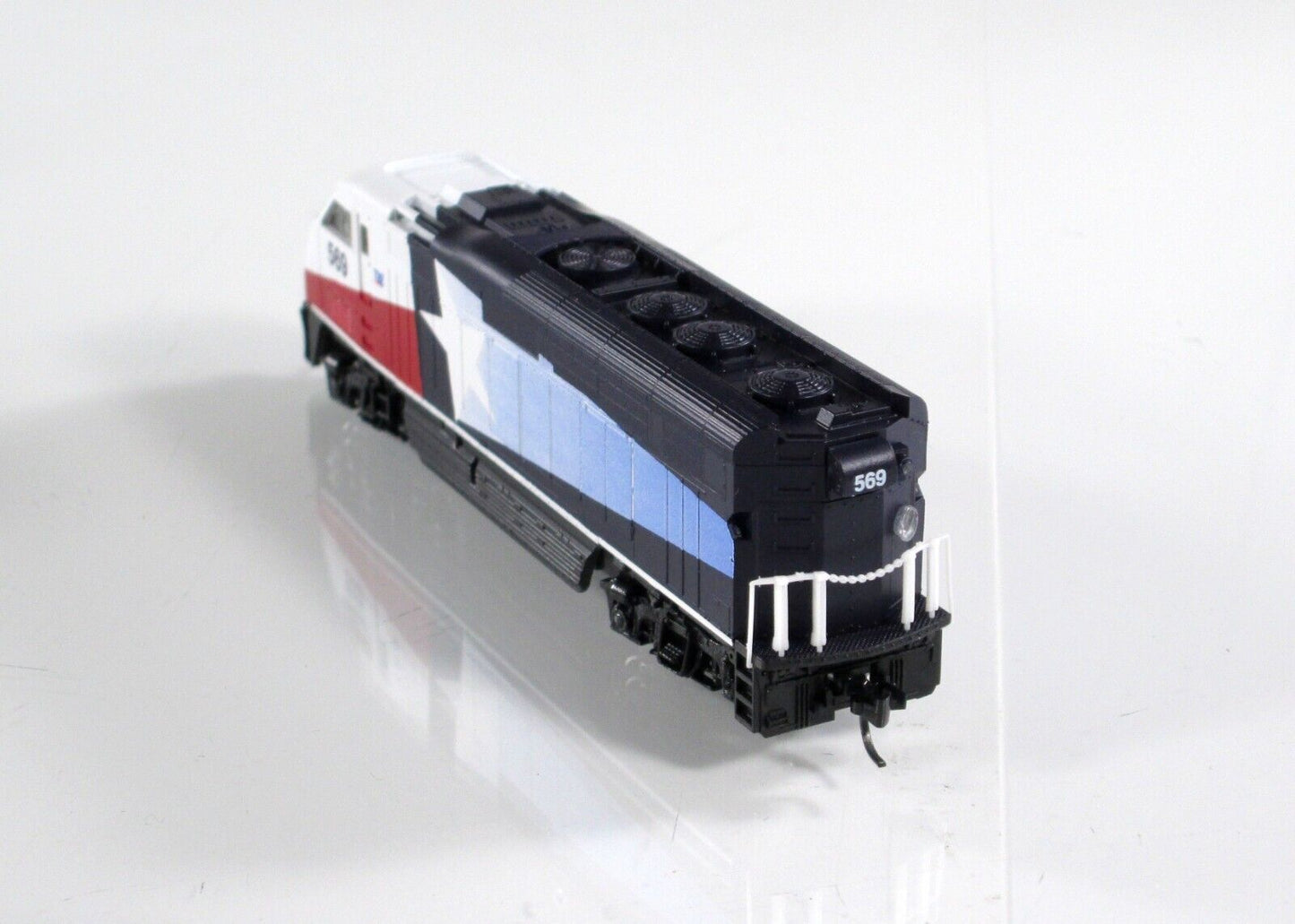N Scale *DALLAS TRINITY RAILWAY* F59PHI Locomotive #569  -Athearn 10020 *DCC Rdy