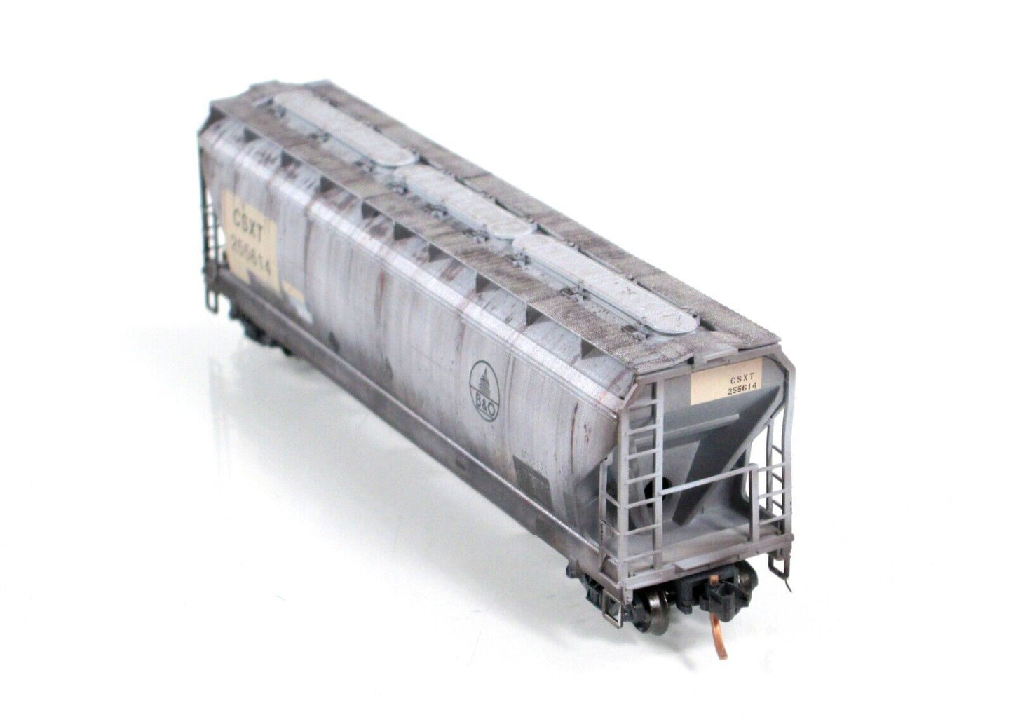 N Scale ***CSX*** Weathered 3-Bay Hopper, CSXT 255614 ---- Micro Trains 09444720