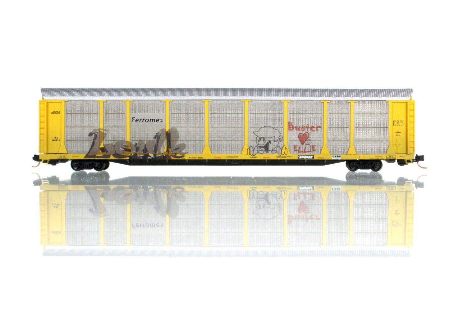 N Scale **FERROMEX / TTX** Weathered & Graffiti Auto Rack -Micro Trains 11144121