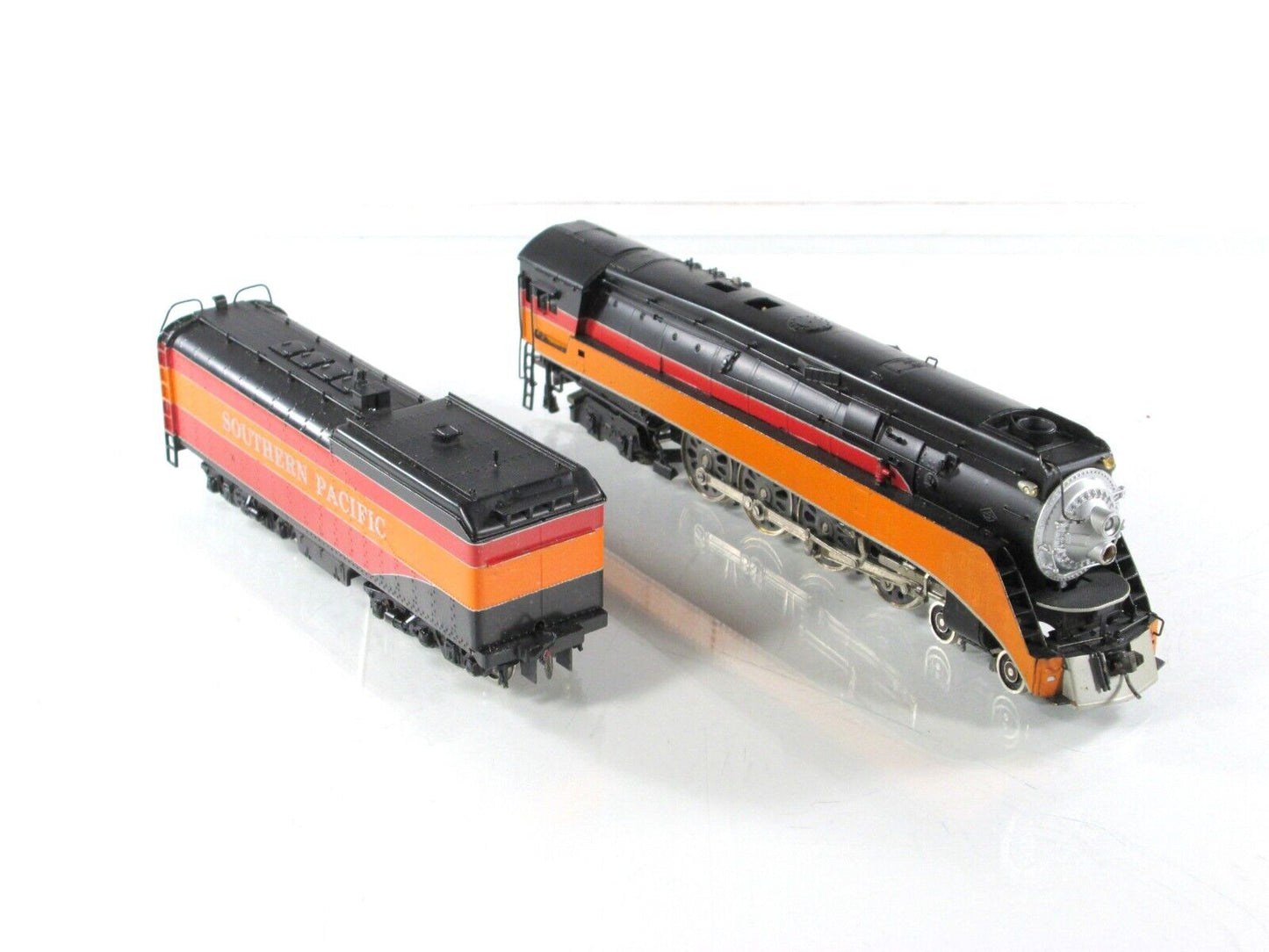 HO Scale BRASS ***SOUTHERN PACIFIC DAYLIGHT*** 4-8-4 GS-4 Locomotive --- KATSUMI