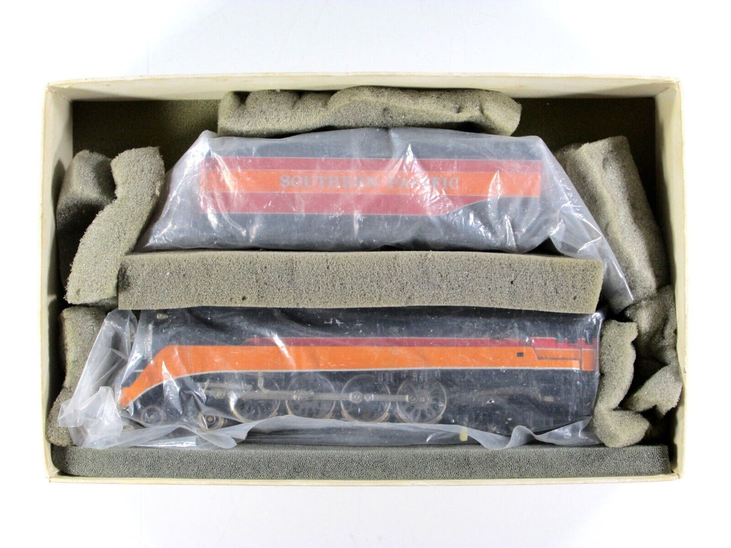 HO Scale BRASS ***SOUTHERN PACIFIC DAYLIGHT*** 4-8-4 GS-4 Locomotive --- KATSUMI