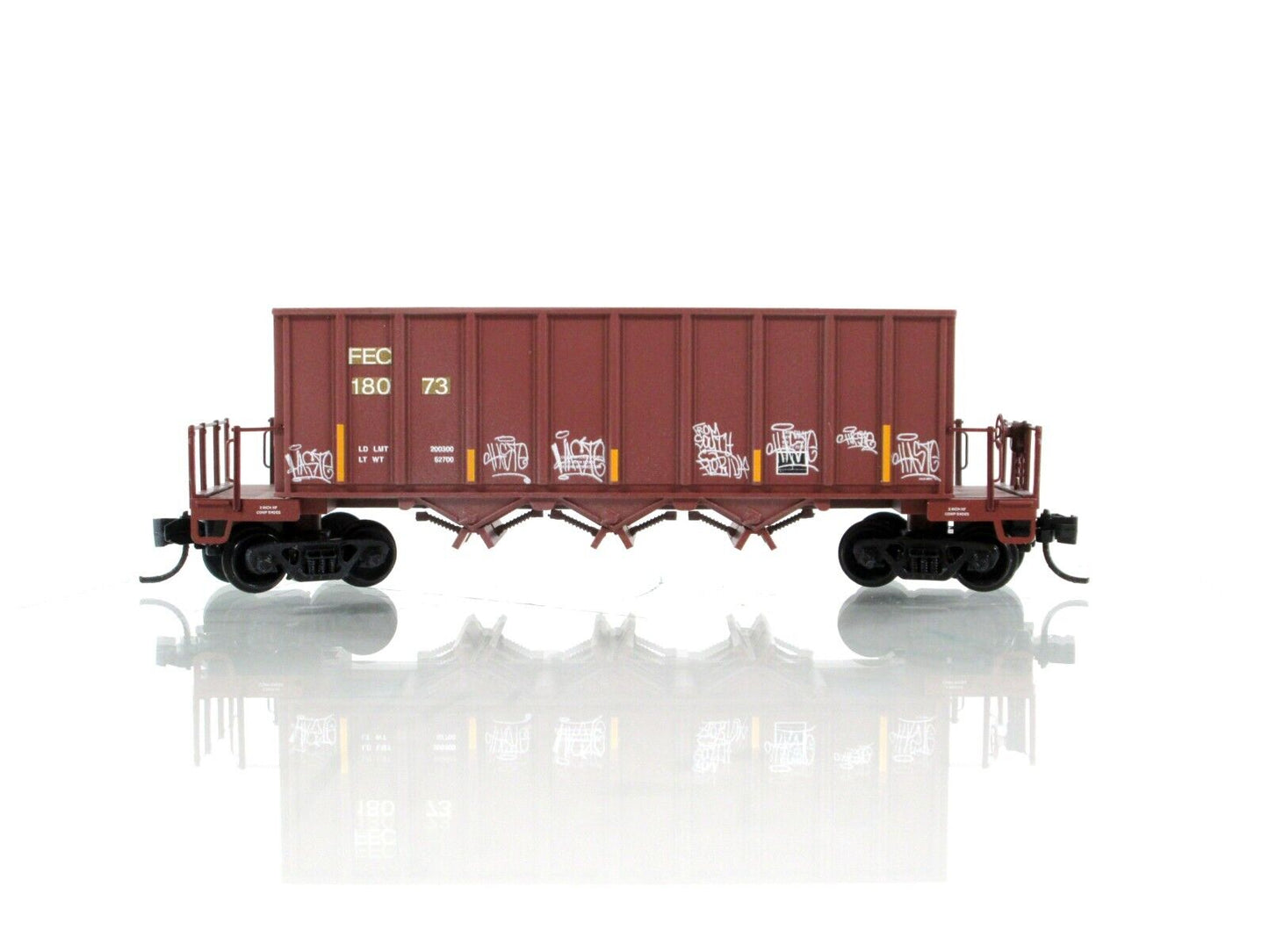 N Scale ***FLORIDA EAST COAST*** GRAFFITI Ortner Hopper -- Micro Trains 12544140