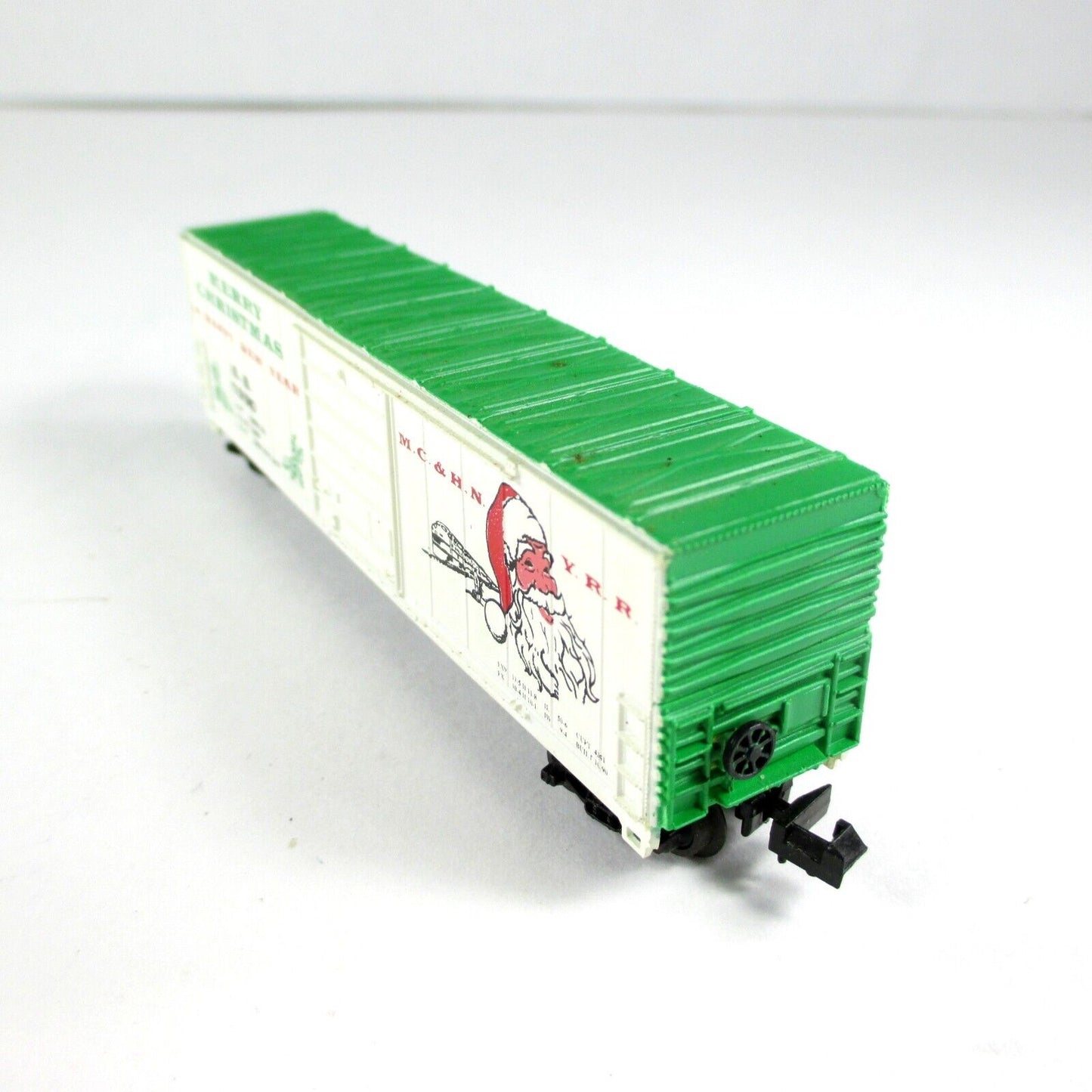 N Scale **MERRY CHRISTMAS, HAPPY NEW YEAR*** 50' Box Car, BB 1990 - Bev-Bel 2182