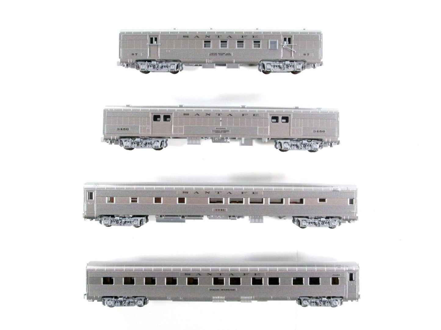 N Scale ***SANTA FE SUPER CHIEF*** Lightweight Passenger Set B --  Kato 106-6002