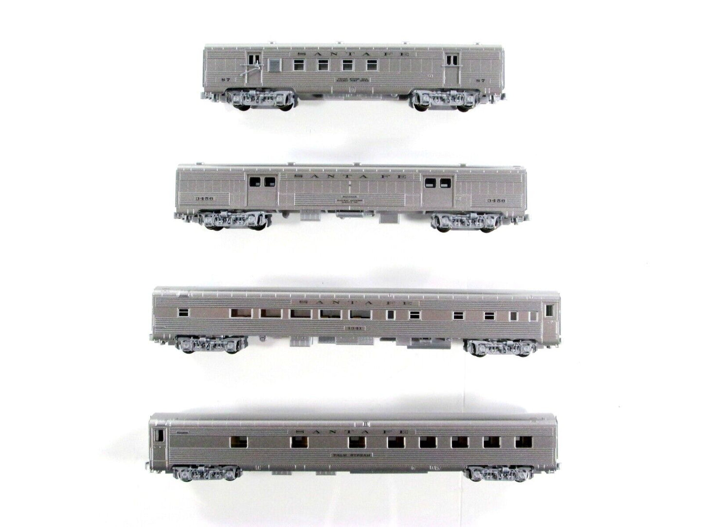 N Scale ***SANTA FE SUPER CHIEF*** Lightweight Passenger Set B --  Kato 106-6002