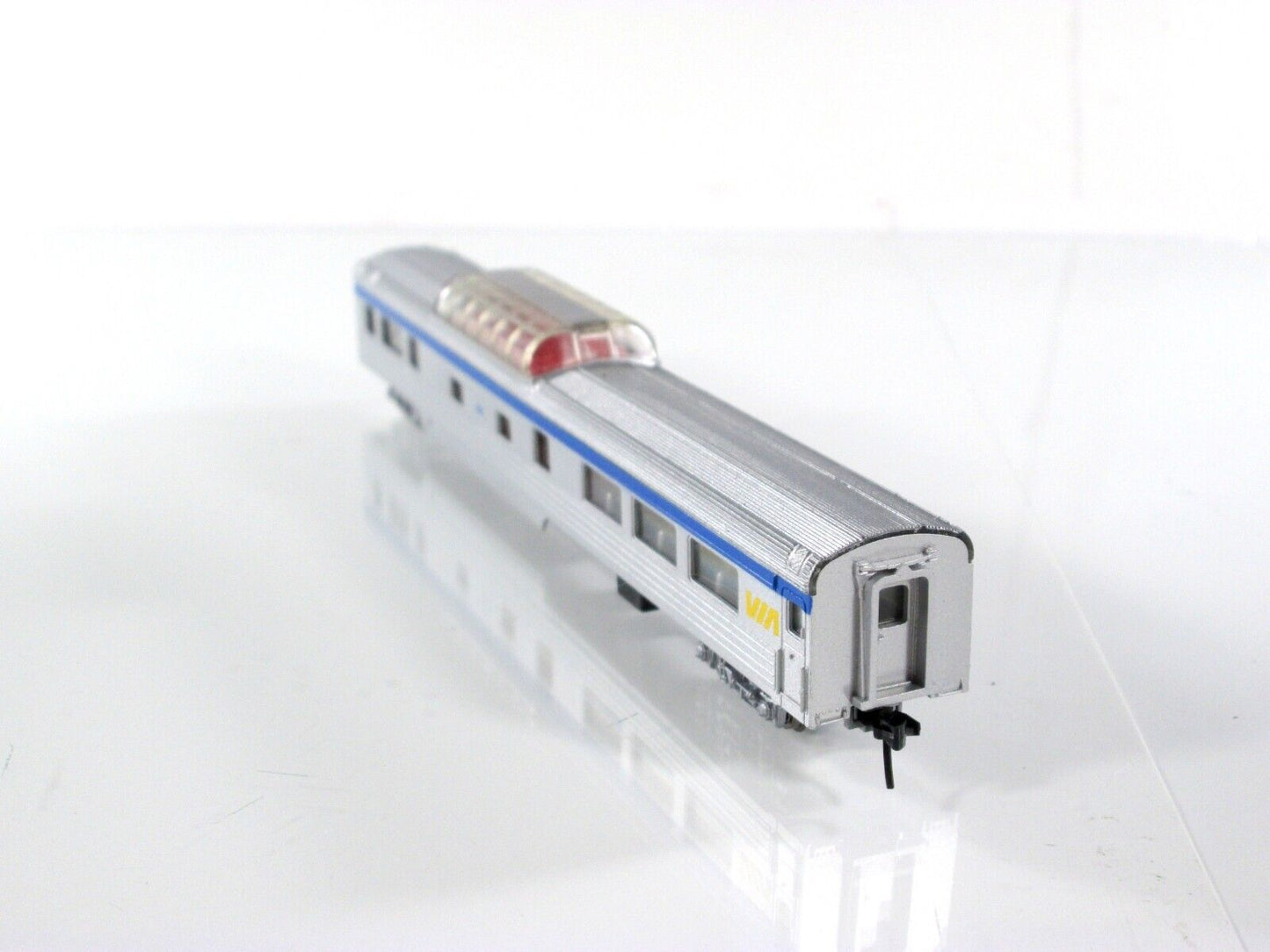 N Scale VIA Rail Dome Passenger Car #504, Micro Trains Couplers - Con-Cor 040245