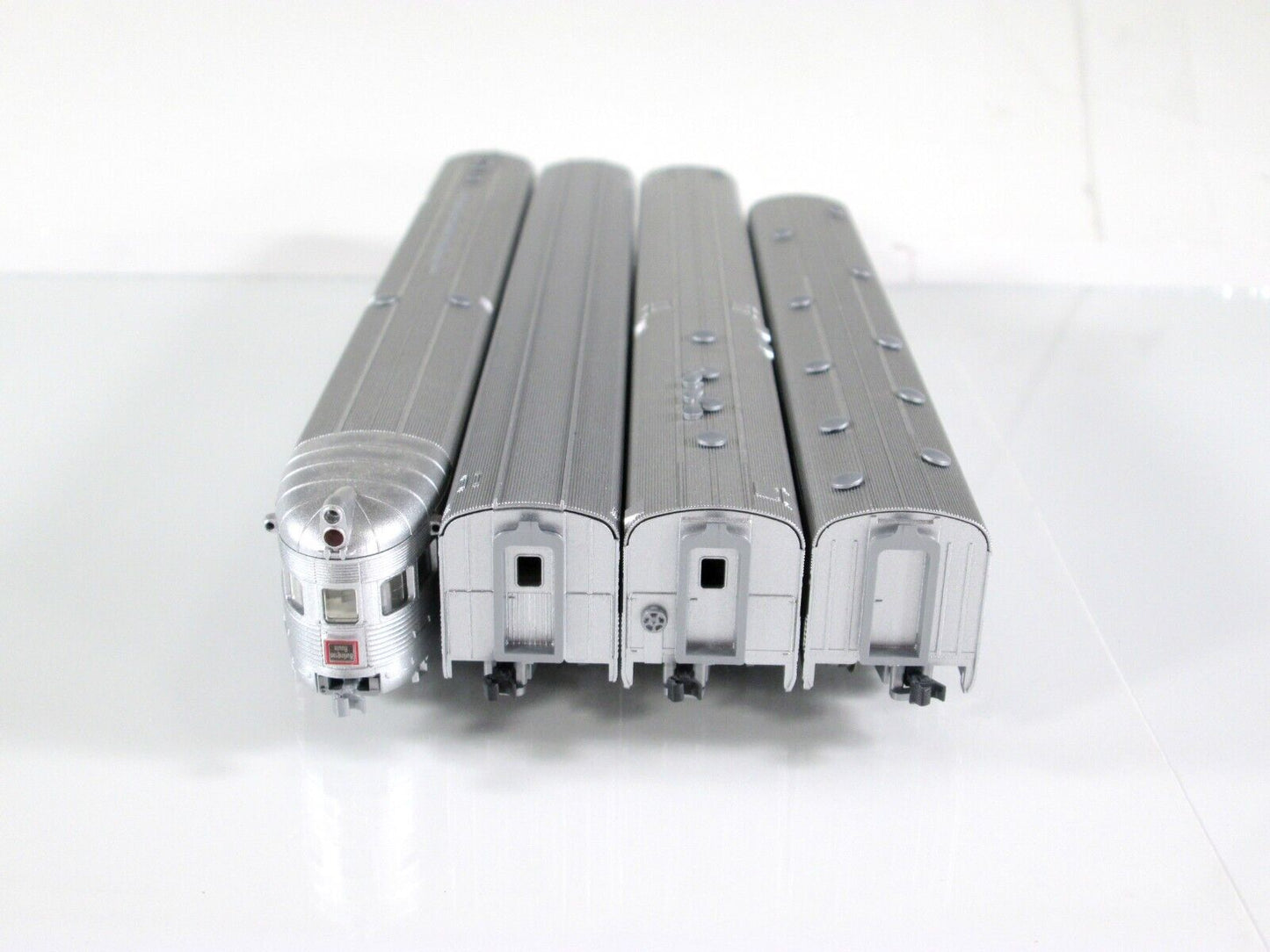 N Scale CHICAGO, BURLINGTON, & QUINCY Passenger Car 4-Pack Set A - Kato 106-1503