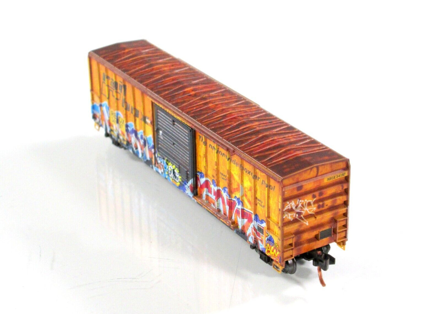 N Scale RAILBOX **TELL TALE HEART** GRAFFITI 50' Box Car - Micro Trains 02551018