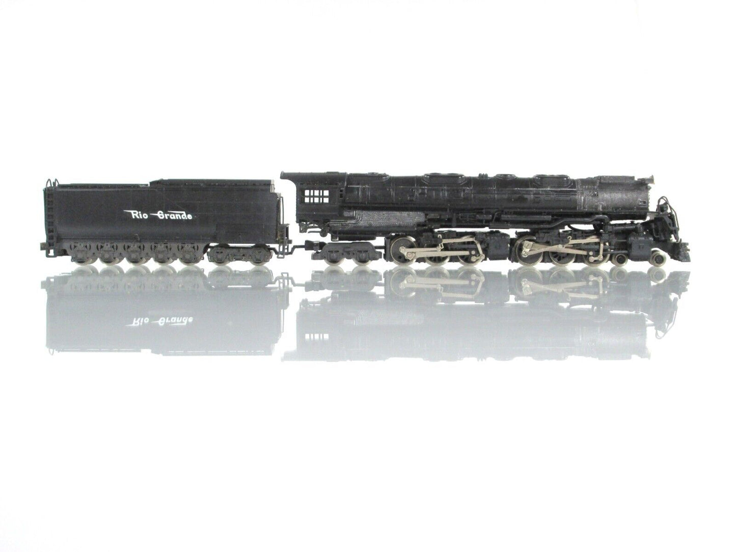 N Scale RIO GRANDE 4-6-6-4 CHALLENGER Locomotive - D&RGW #3800 -- Rivarossi 1598