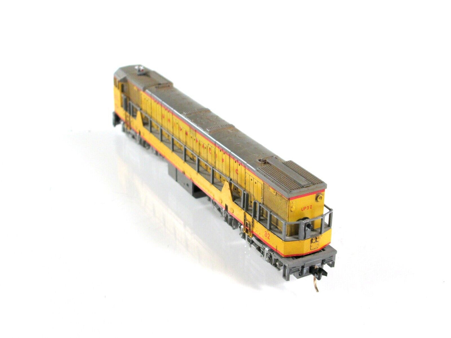 N Scale *UNION PACIFIC U50* Locomotive, Lightly Weathered, UP #32 -Con-Cor 3301A