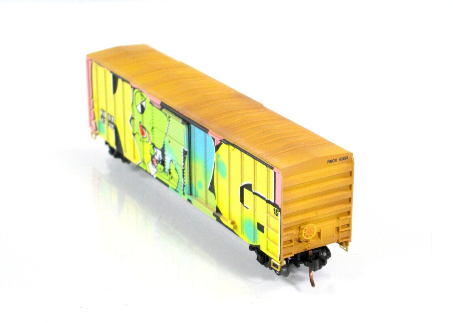 N Scale **RAILBOX GRAFFITI** Box Car #43293 - Micro Trains NSE MTL 16-38 **RARE*