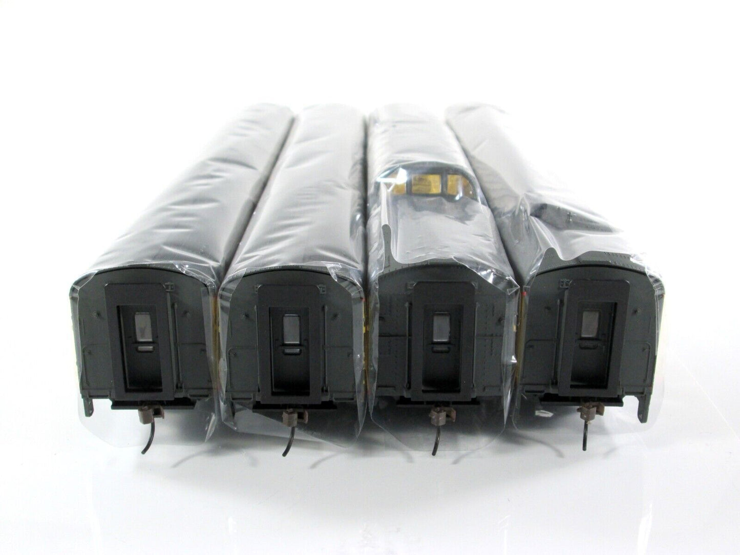 HO Scale UNION PACIFIC Lightweight Passenger Set A -Rivarossi R6995 -Knuckle Cpl