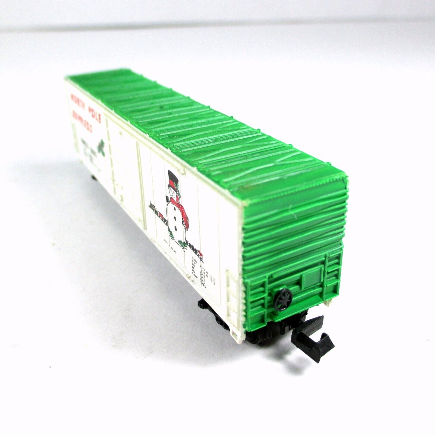N Scale CHRISTMAS NORTH POLE EXPRESS 50' Box Car - BBCX 1990 ------ Bev-Bel 2181