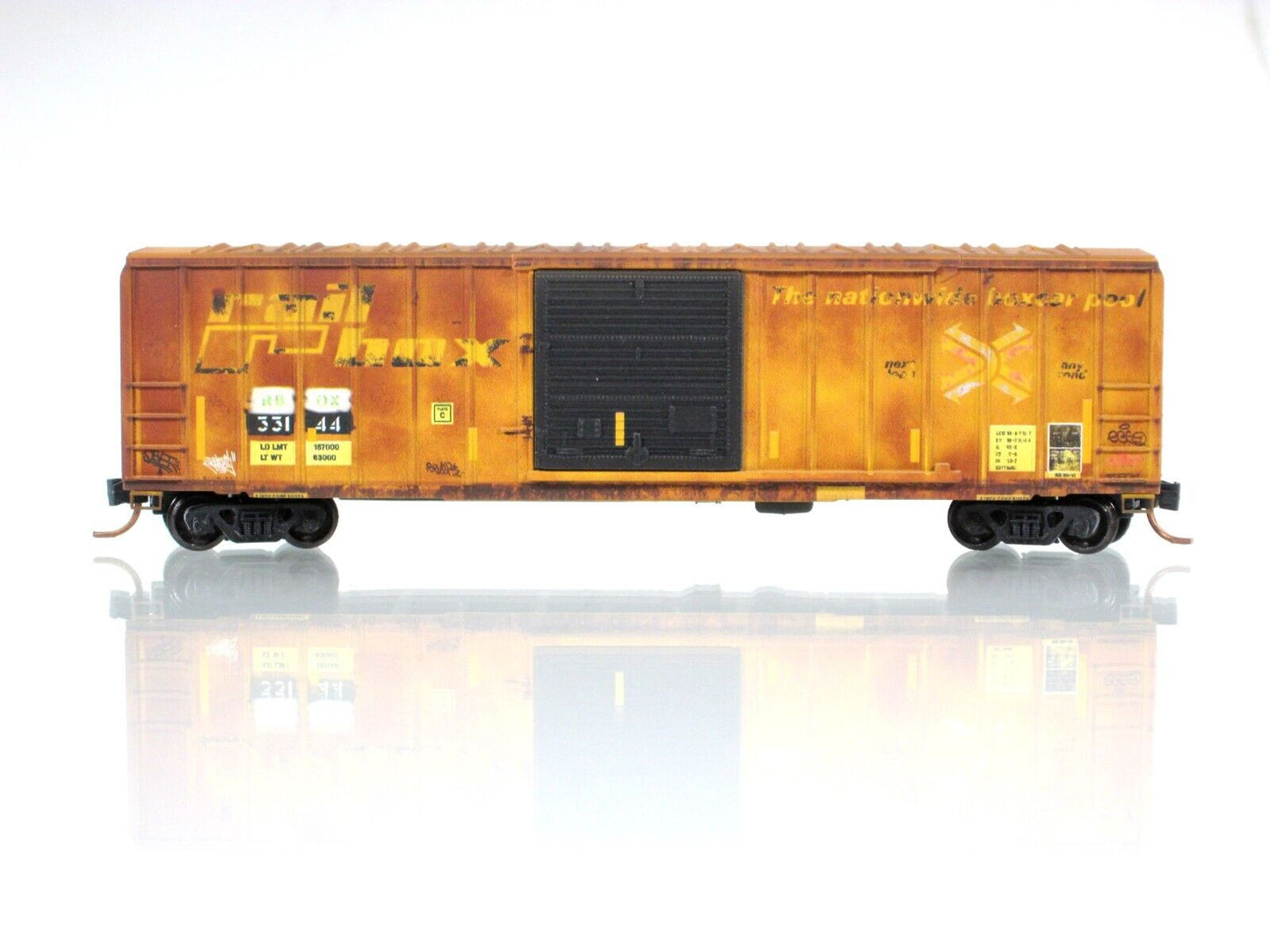 N Scale **RAILBOX GRAFFITI** Box Car #33144 - Micro Trains NSE MTL 16-211 *RARE*
