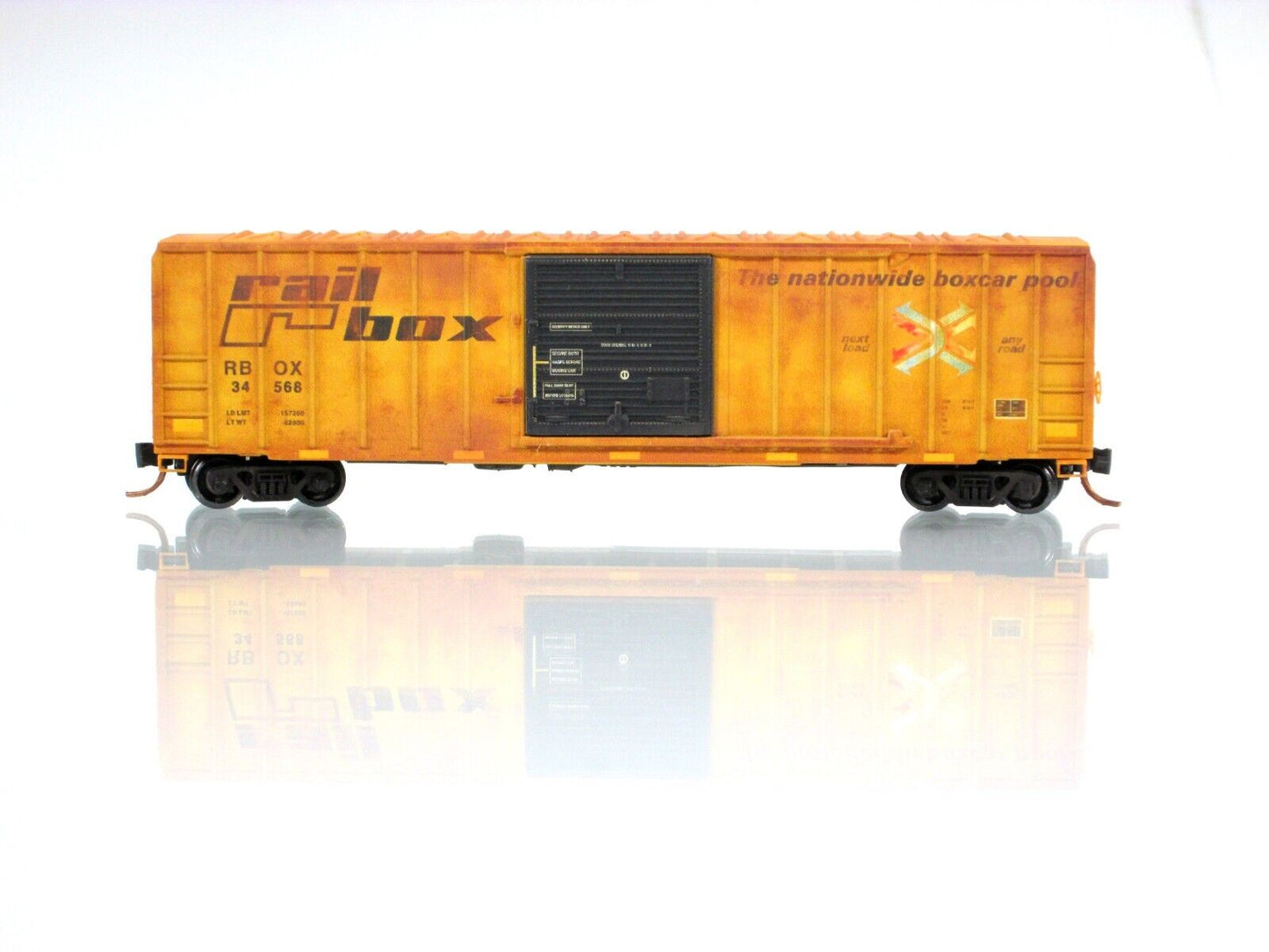 N Scale **RAILBOX GRAFFITI** Box Car #34568 - Micro Trains NSE MTL 17-68 *RARE*