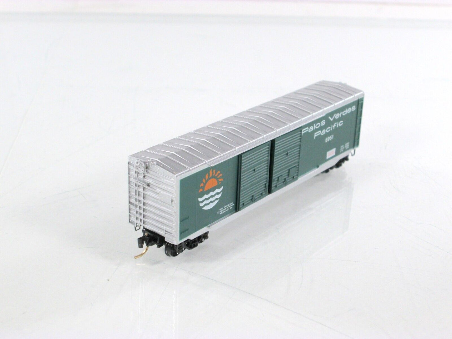 N Scale ***PALOS VERDES PACIFIC*** 50' Box Car #6951 - Micro Trains Special RARE