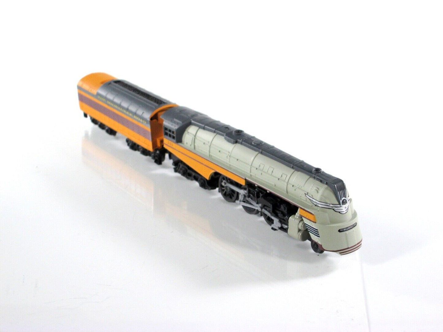 N Scale *MILWAUKEE Road HIAWATHA* J3a 4-6-4 Steam Locomotive #151 - Con-Cor 3091