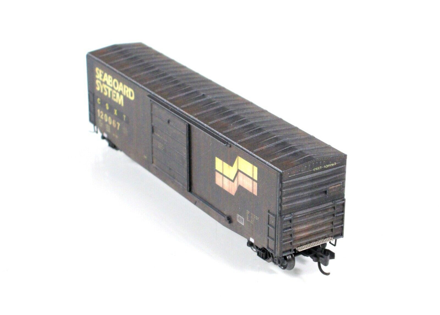 N Scale **CSX ex-SEABOARD** Weathered Box Car CSXT 120067 -Micro Trains 18044330