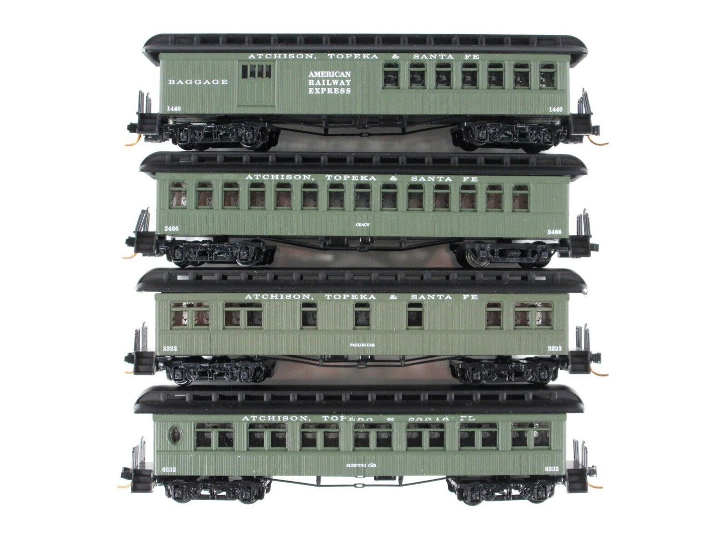 N Scale ***SANTA FE** OVERLAND Passenger 4-Set - Roundhouse 89416 - MTL Couplers
