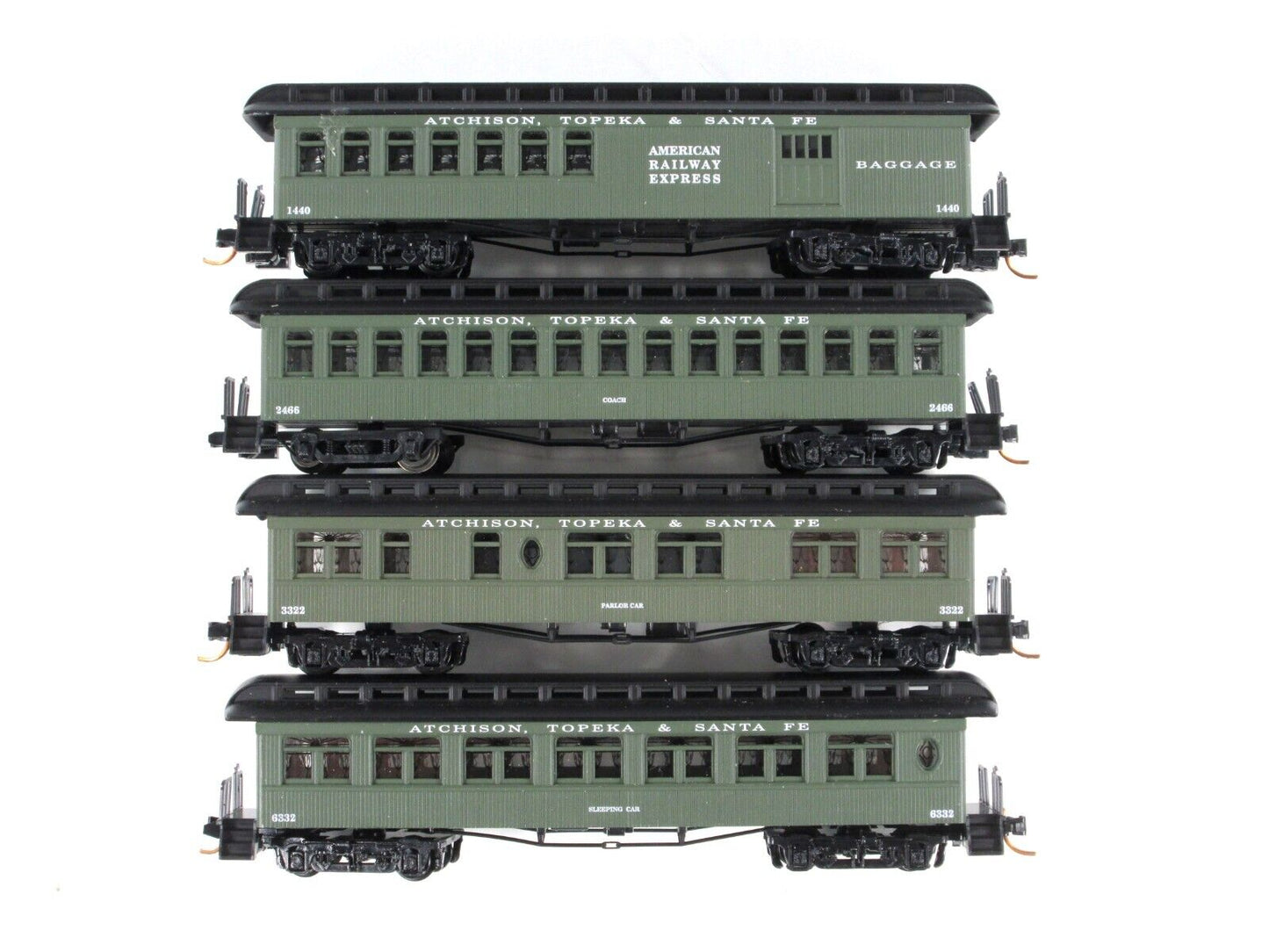 N Scale ***SANTA FE** OVERLAND Passenger 4-Set - Roundhouse 89416 - MTL Couplers