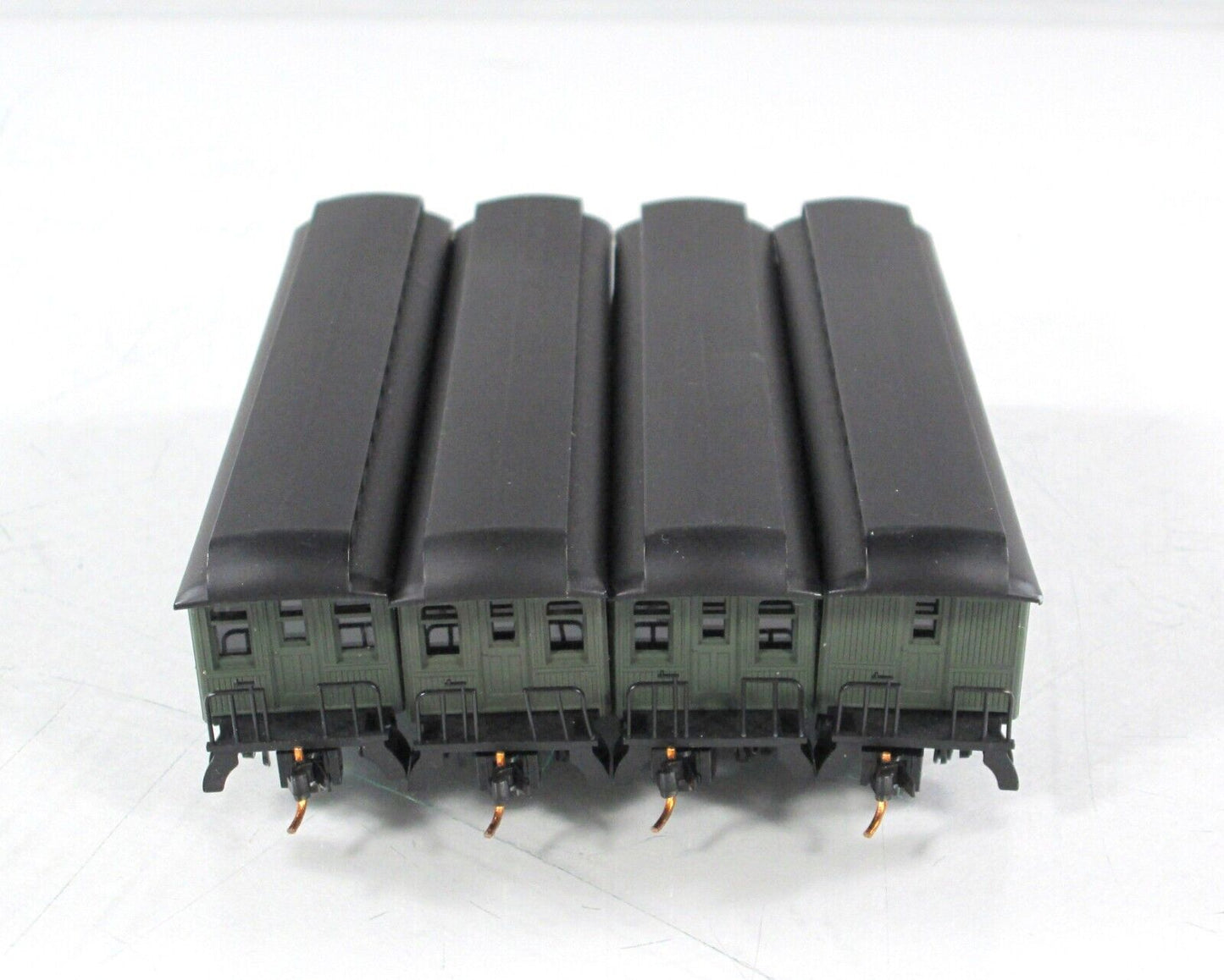 N Scale ***SANTA FE** OVERLAND Passenger 4-Set - Roundhouse 89416 - MTL Couplers
