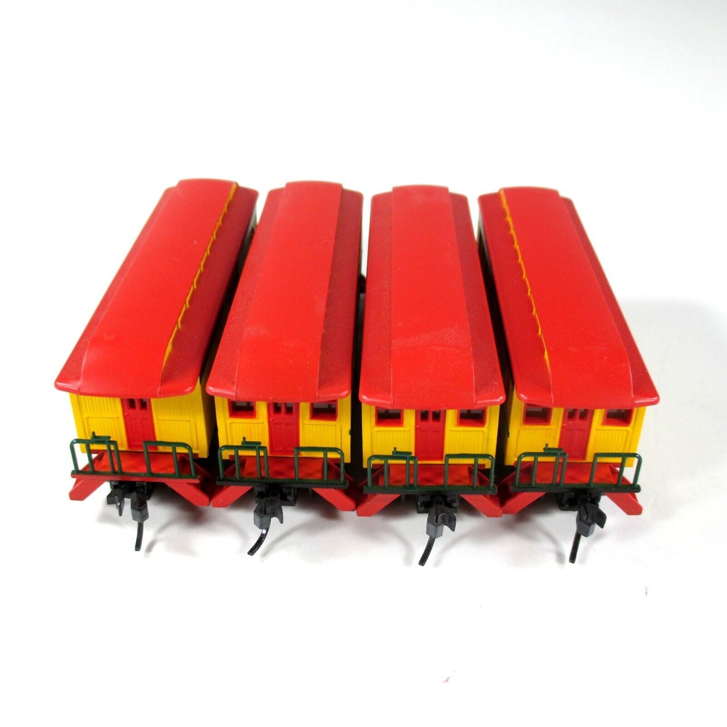 N Scale ATSF / SANTA FE Overton Old-Time Passenger Car 4-Pack Set -Athearn 11021