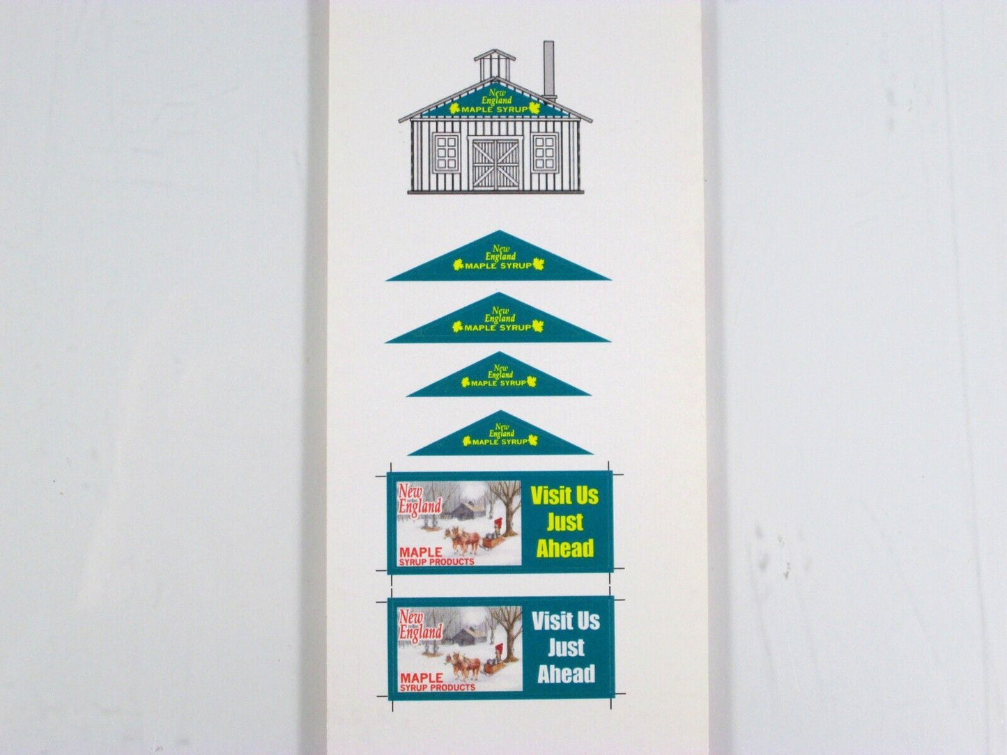 Z Scale ***NEW ENGLAND MAPLE SYRUP*** Reefer, Building Set -Micro Trains Special
