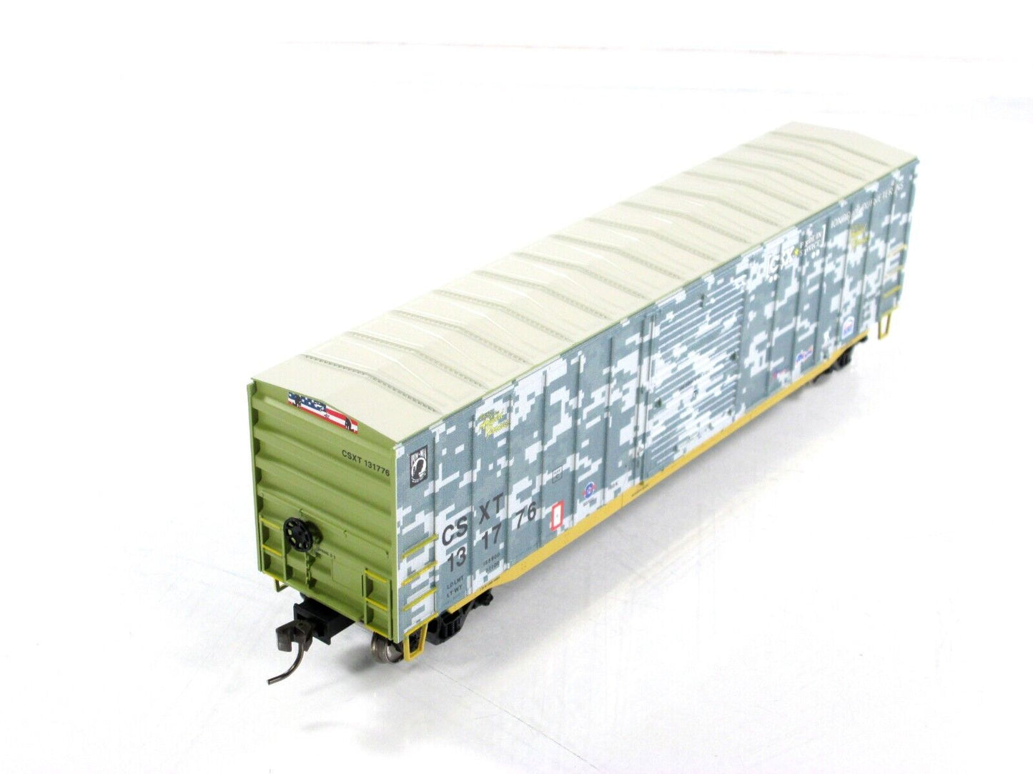 HO Scale ***HONORING VETERANS*** 50' Box Car, CSX 131776 - Atlas TWTL07 **RARE