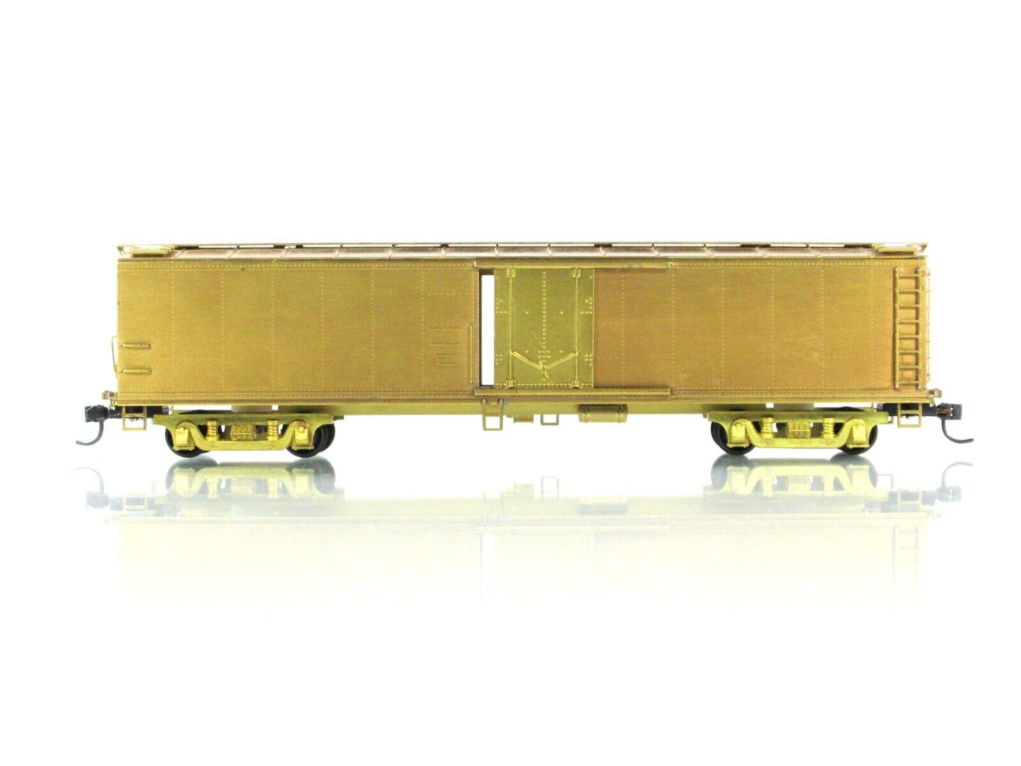 HO Scale BRASS ***EXPRESS REEFER*** Car - Lambert Associates,  Knuckle Couplers
