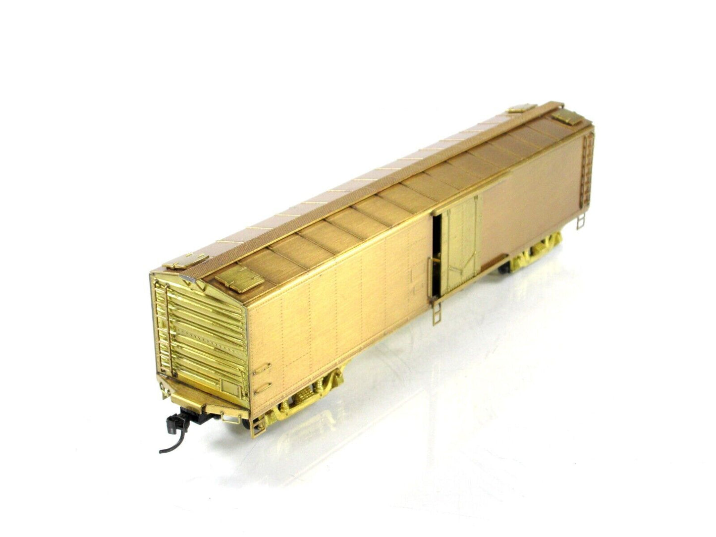 HO Scale BRASS ***EXPRESS REEFER*** Car - Lambert Associates,  Knuckle Couplers