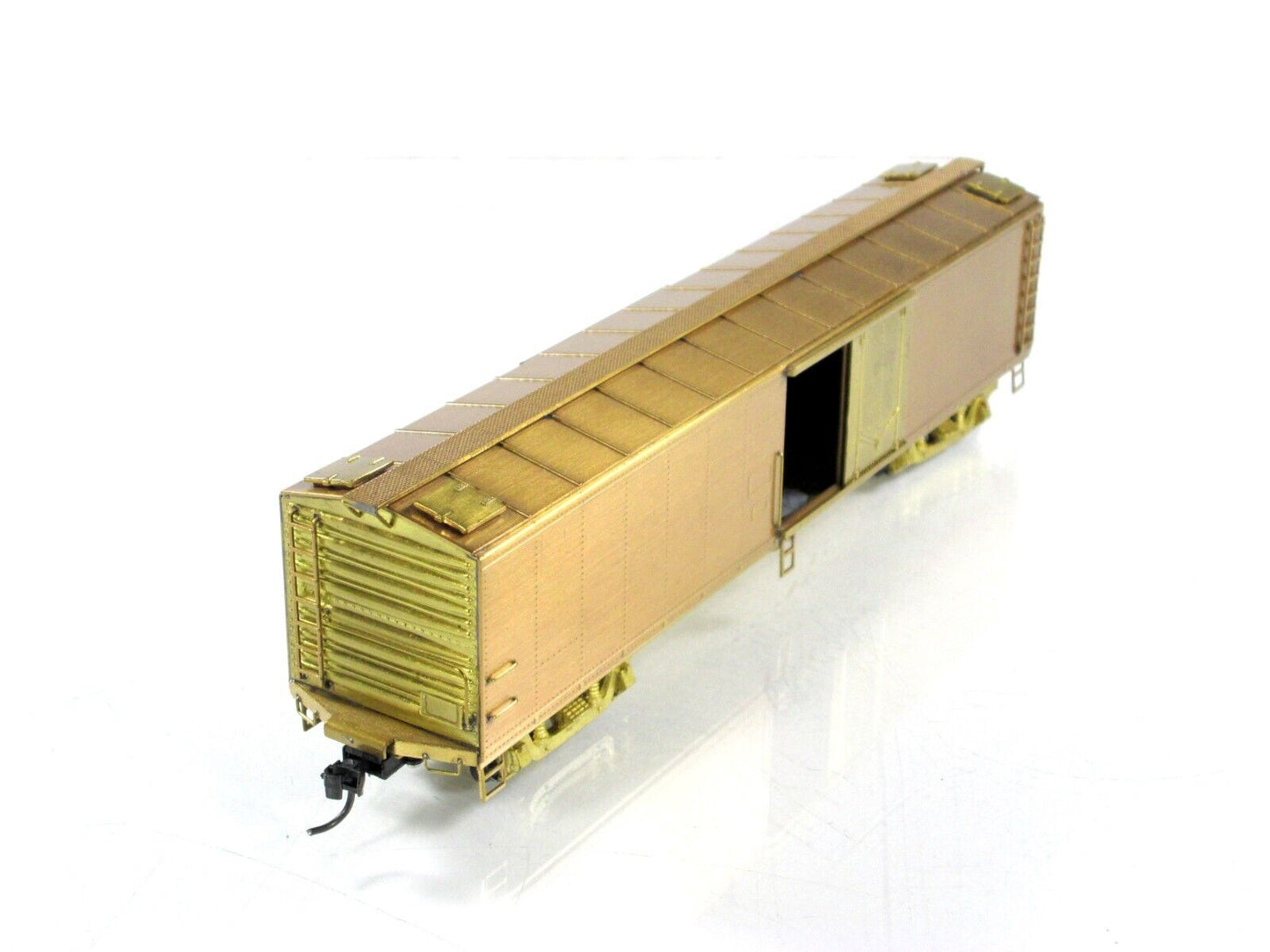 HO Scale BRASS ***EXPRESS REEFER*** Car - Lambert Associates,  Knuckle Couplers