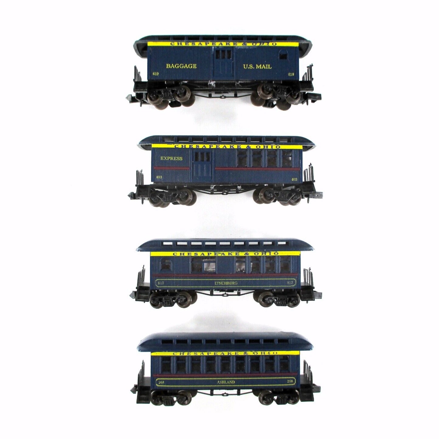 N Scale ***CHESAPEAKE & OHIO*** OVERTON Old-Time Passenger 4-Car Set, Roundhouse