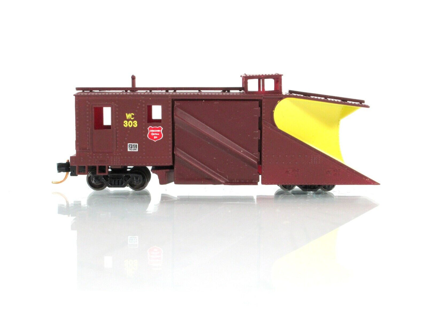 N Scale ***WISCONSIN CENTRAL*** Snow Plow #303 - Walthers 932-8509 *MTL Couplers