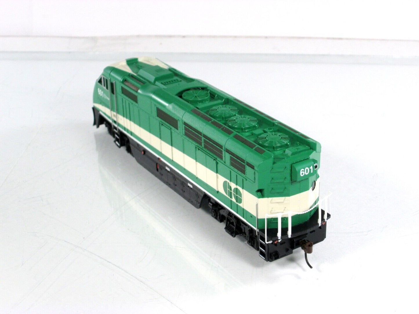 HO Scale ***GO TRANSIT*** Bombardier F59PHI #601 ------ Athearn 26309, DCC Ready