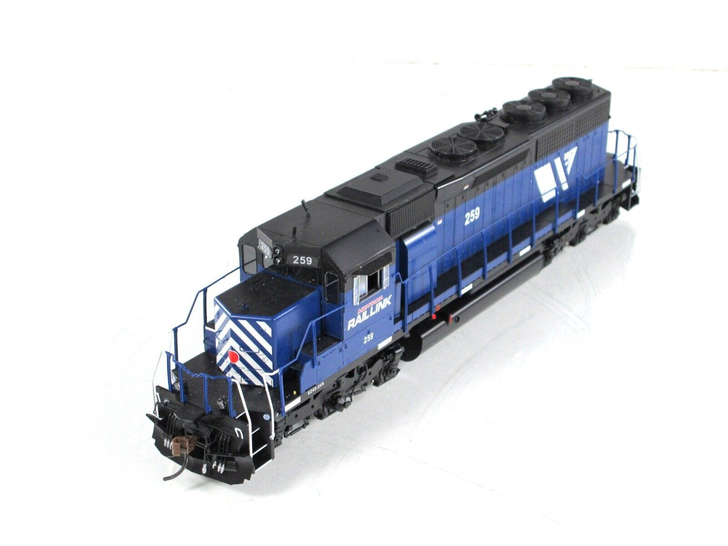 HO Scale ***MONTANA RAIL LINK*** SD40 Locomotive #259 - Athearn 98842, DCC Sound