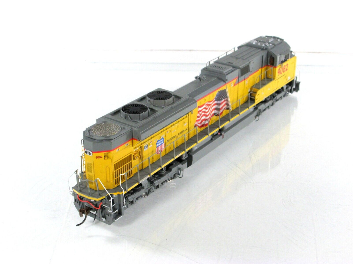 HO Scale ***UNION PACIFIC*** SD70ACe #9082 - Athearn G89846, DCC Tsunami2 Sound