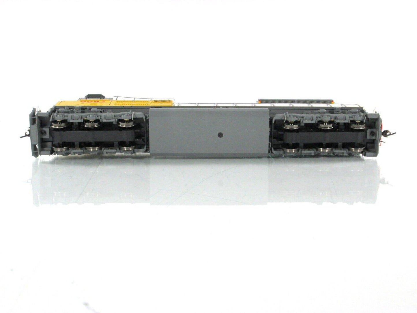 HO Scale ***UNION PACIFIC*** SD70ACe #9082 - Athearn G89846, DCC Tsunami2 Sound