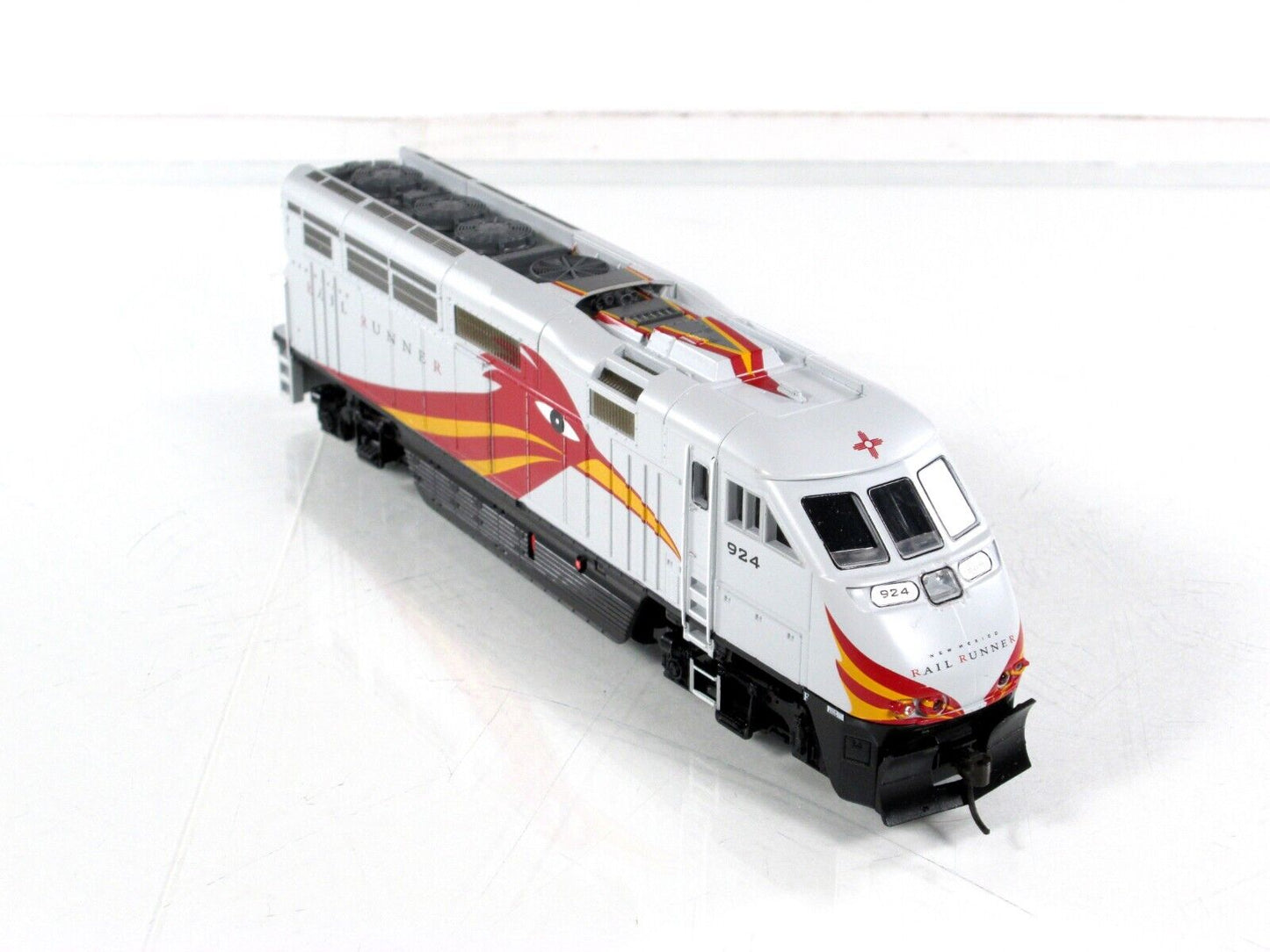 HO Scale ***NEW MEXICO RAIL RUNNER*** F59PHI #924 ----- Athearn 26292, DCC Ready