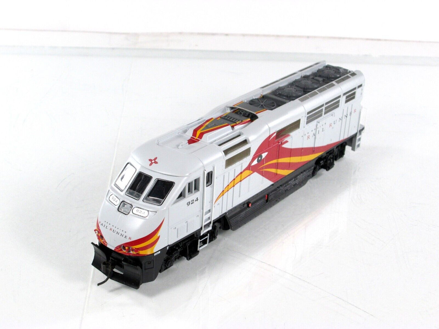 HO Scale ***NEW MEXICO RAIL RUNNER*** F59PHI #924 ----- Athearn 26292, DCC Ready