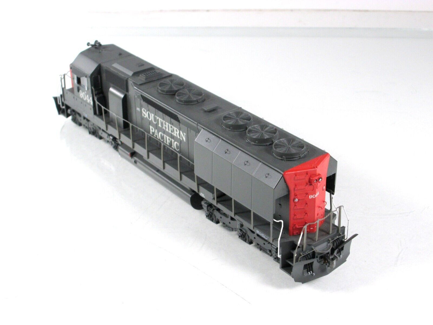 HO Scale ***SOUTHERN PACIFIC*** SD45 Locomotive #9044 ---- Athearn 98065, w/ DCC