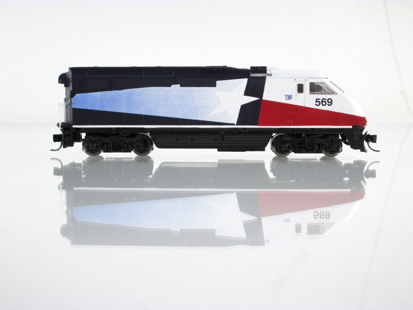 N Scale *DALLAS TRINITY RAILWAY* F59PHI Locomotive #569,  Athearn 10020 *DCC Rdy