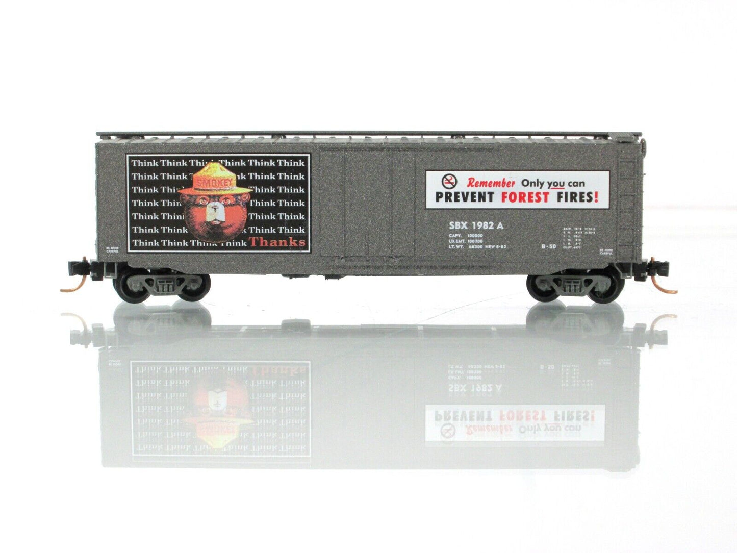 N Scale **SMOKEY BEAR** Fire Prevention Car 6, SBX 1982A - Micro Trains 03200406