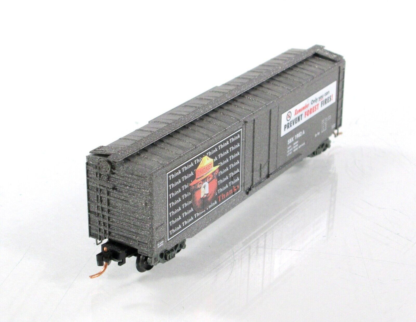 N Scale **SMOKEY BEAR** Fire Prevention Car 6, SBX 1982A - Micro Trains 03200406