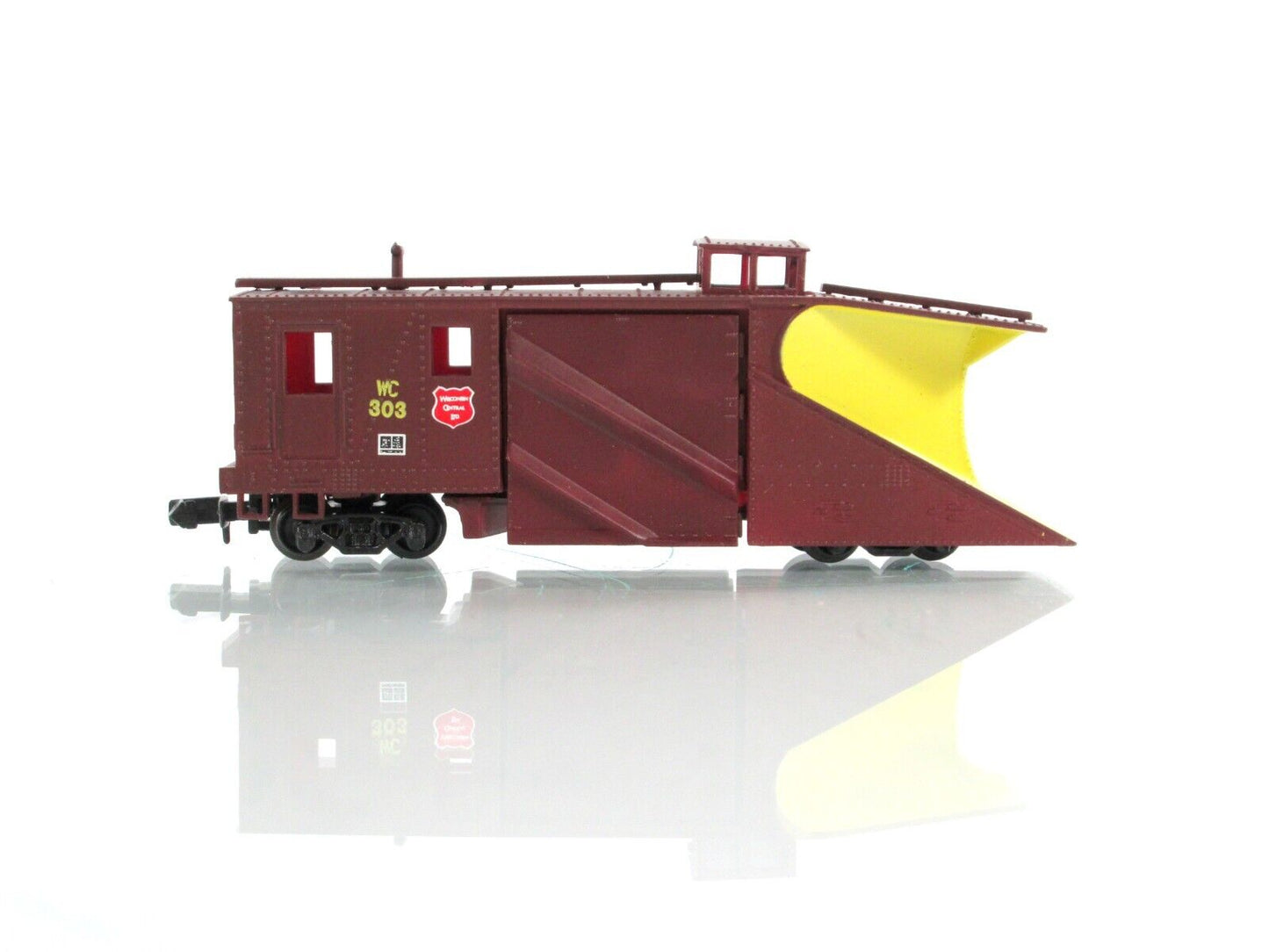 N Scale ***WISCONSIN CENTRAL*** MoW Russell Snow Plow, WC 303 -Walthers 932-8509