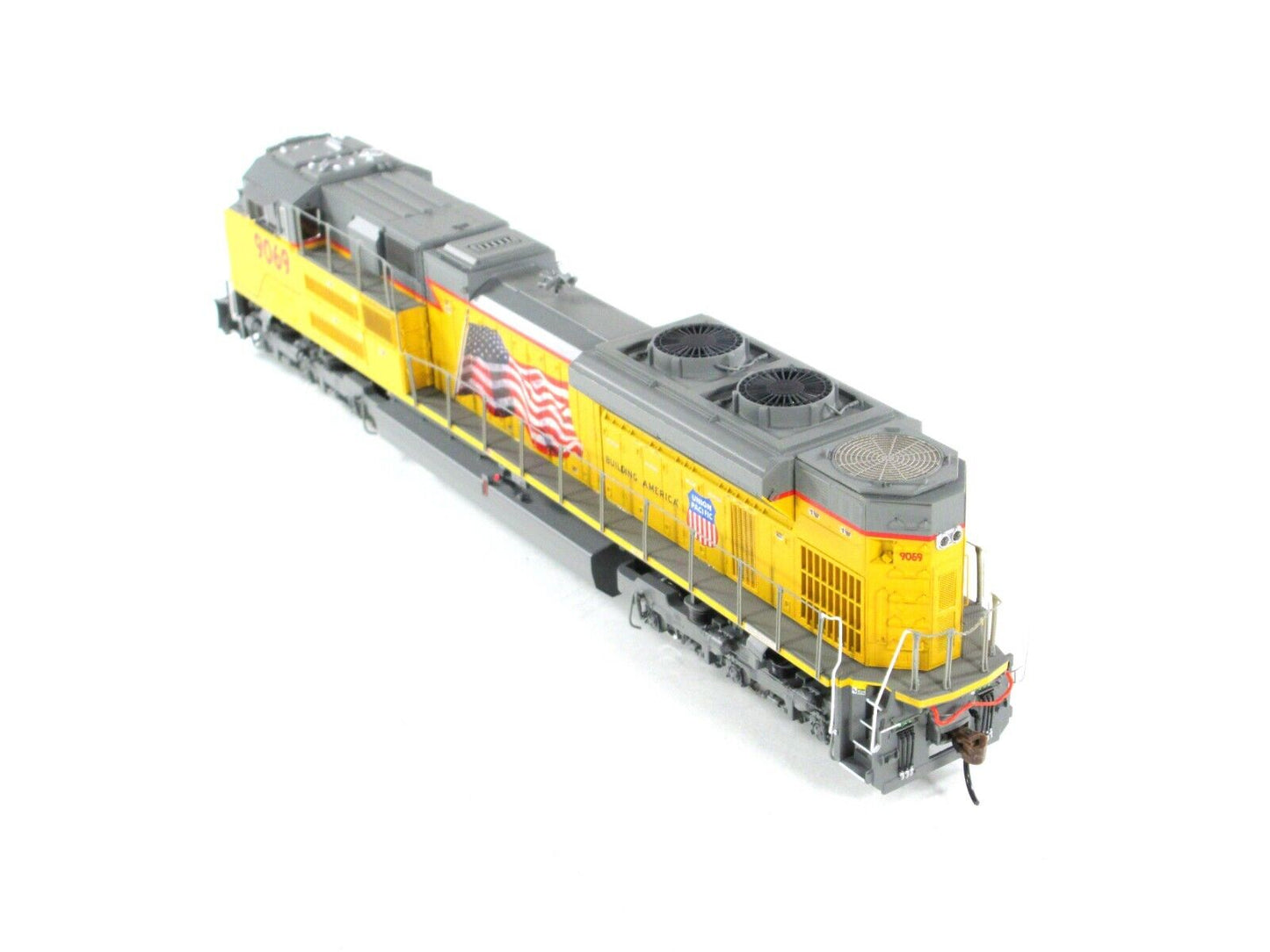 HO Scale ***UNION PACIFIC*** SD70ACe #9069 -- Athearn G89844, DCC Tsunami2 Sound
