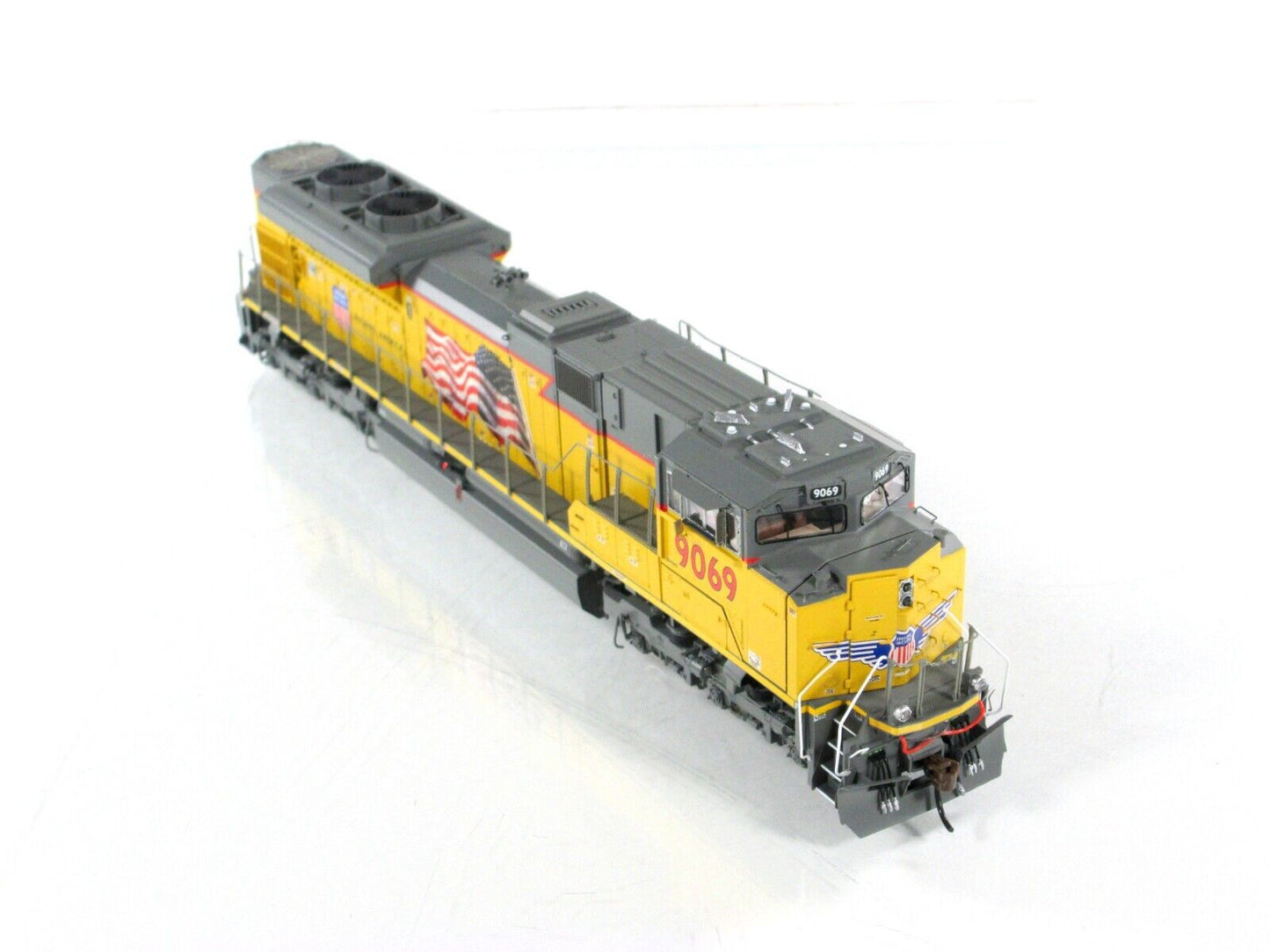 HO Scale ***UNION PACIFIC*** SD70ACe #9069 -- Athearn G89844, DCC Tsunami2 Sound